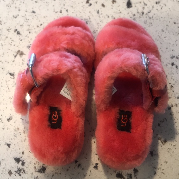 ❤️NEW!!!❤️ UGG Yeah slide fuzz Slipper/Sandal. - Picture 16 of 16